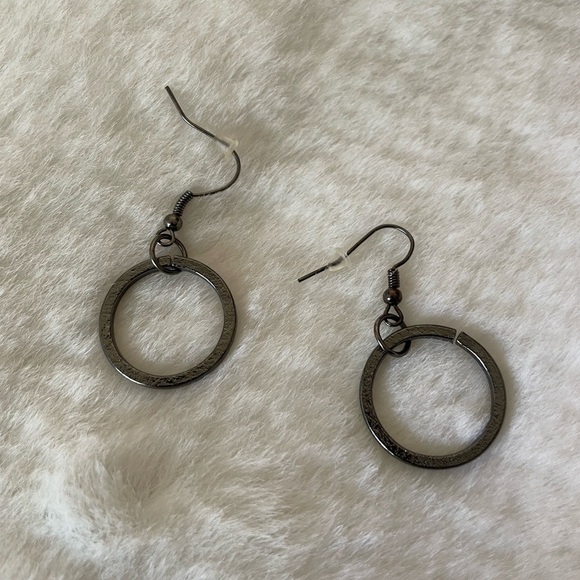 3 Piece Necklace Set - Picture 5 of 7